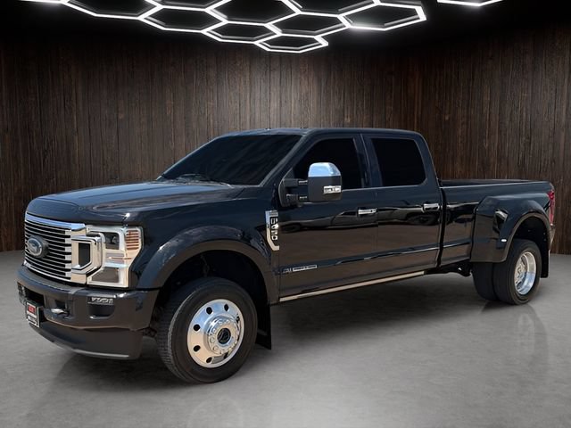 Certified 2022 Ford F450 Platinum w/ FX4 Off-Road Package AWD/4WD image 3