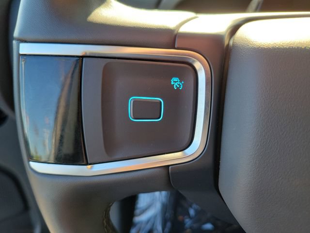 Certified 2025 Ford Expedition Active AWD/4WD image 5