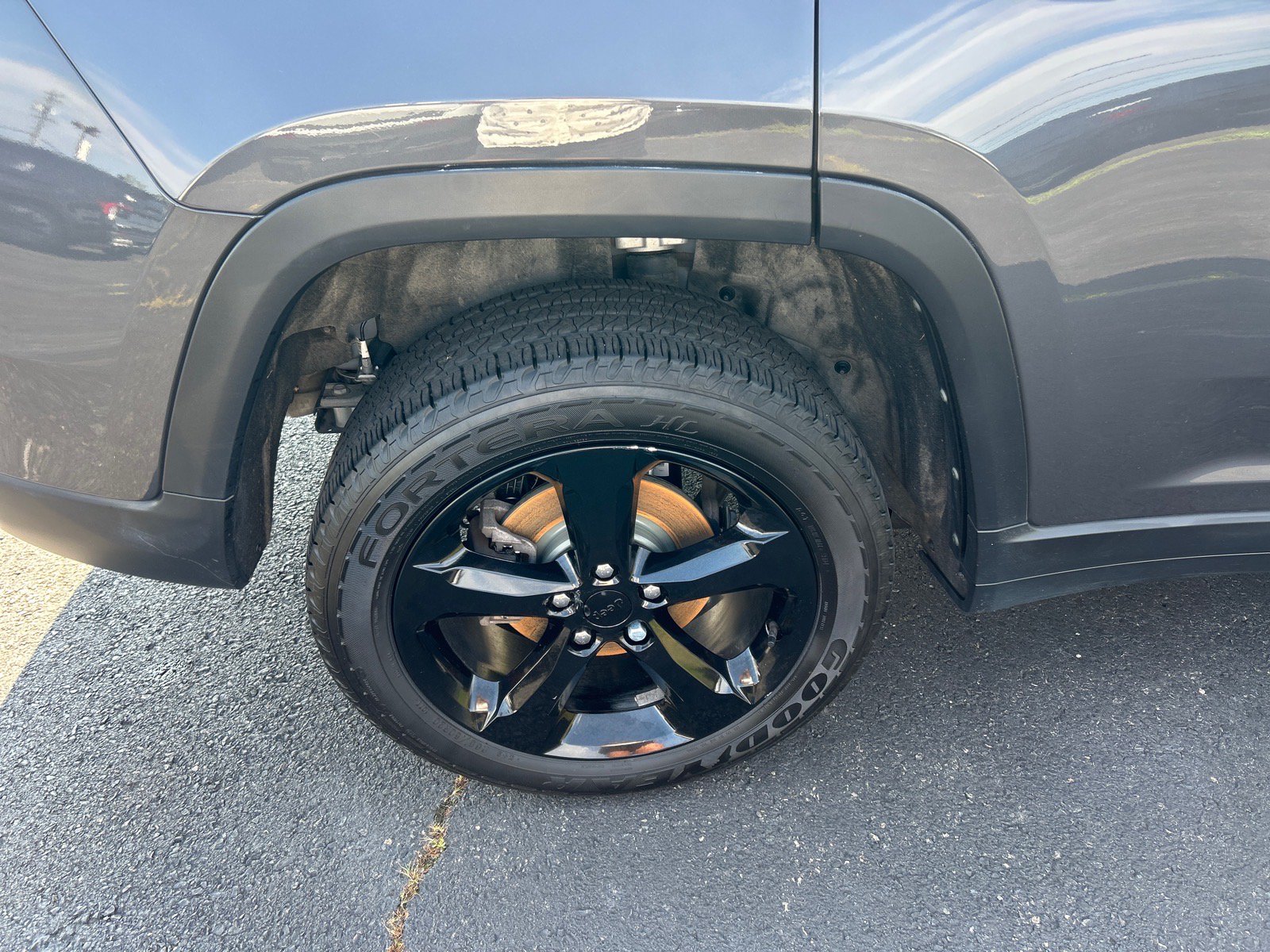 Used 2022 Jeep Grand Cherokee Altitude AWD/4WD image 29