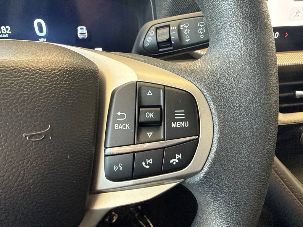 Certified 2026 Ford Explorer Active AWD/4WD image 19