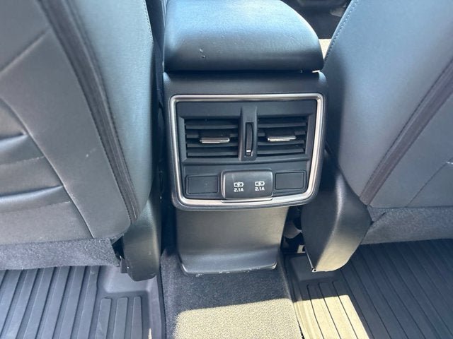 Used 2024 Subaru Forester Premium AWD/4WD image 18