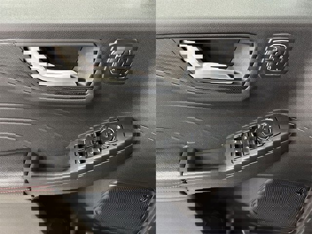 Certified 2023 Ford Escape ST-Line Select w/ Tech Pack #2 image 5