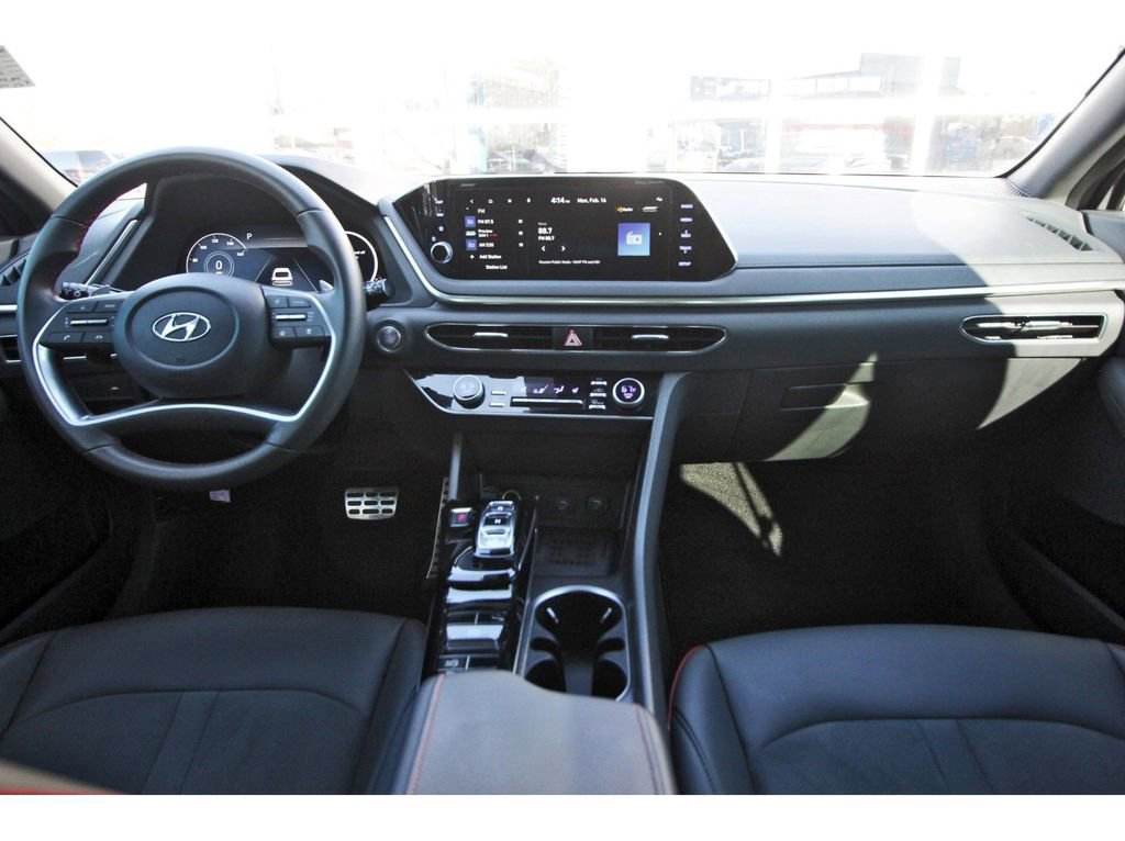 Used 2022 Hyundai Sonata SEL Plus image 11