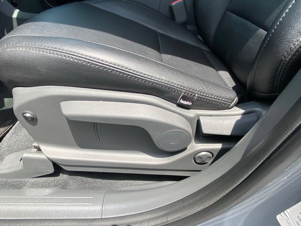 Used 2025 Hyundai Santa Fe SE FWD image 10