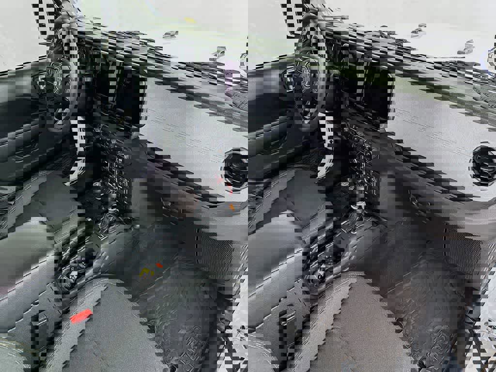 Used 2024 Jeep Wrangler Willys image 32