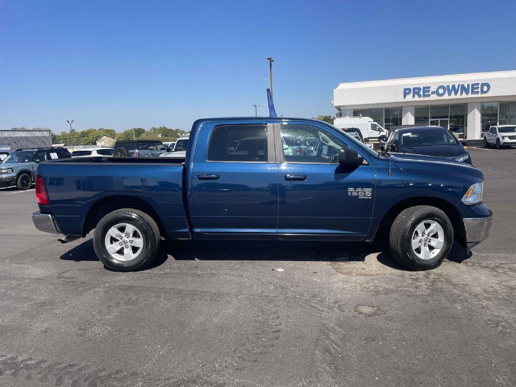 Used 2021 RAM 1500 Classic SLT RWD image 2