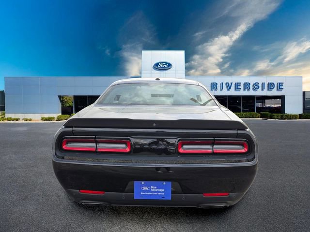Used 2023 Dodge Challenger R/T w/ Blacktop Package RWD image 5