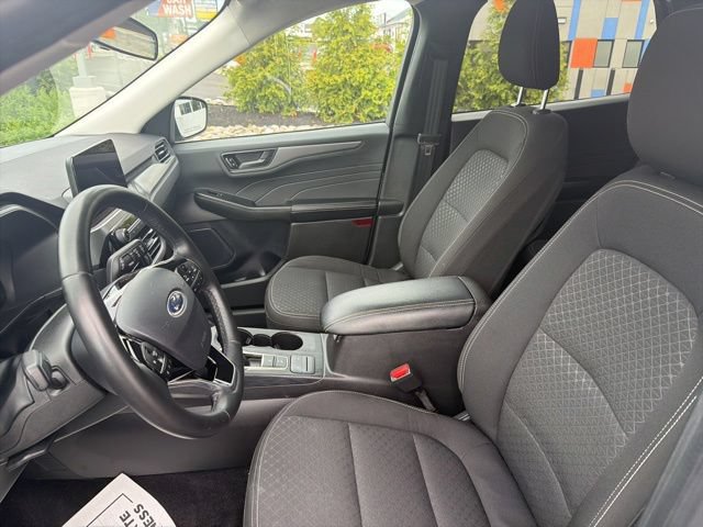Certified 2024 Ford Escape Active AWD/4WD image 11