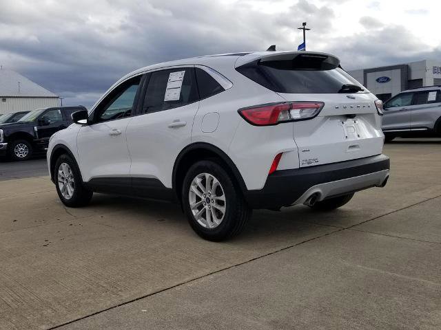 Certified 2020 Ford Escape SE image 2