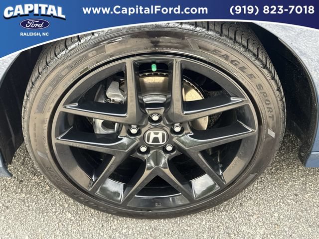 Used 2025 Honda Civic Sport image 13