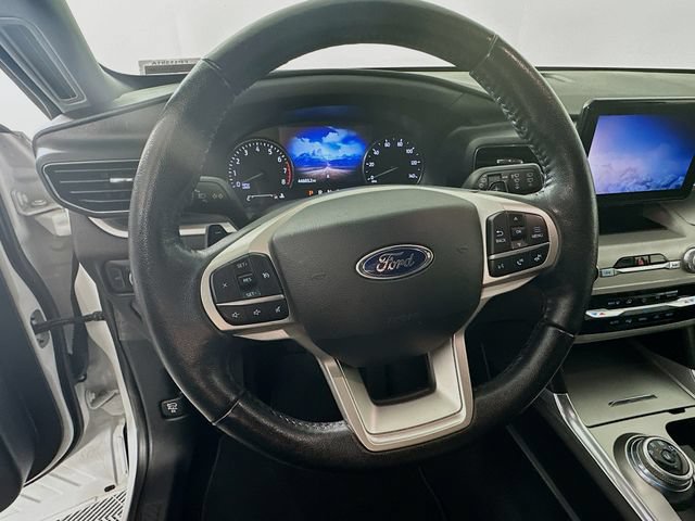 Certified 2020 Ford Explorer XLT w/ Equipment Group 202A AWD/4WD image 17