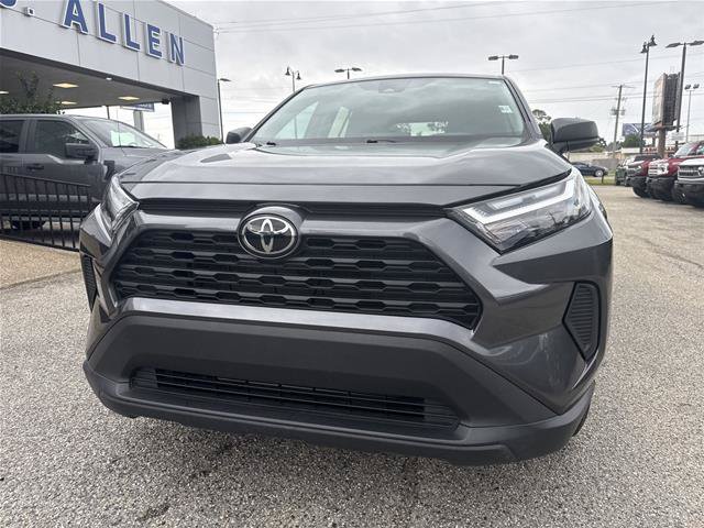 Used 2024 Toyota RAV4 LE FWD image 16