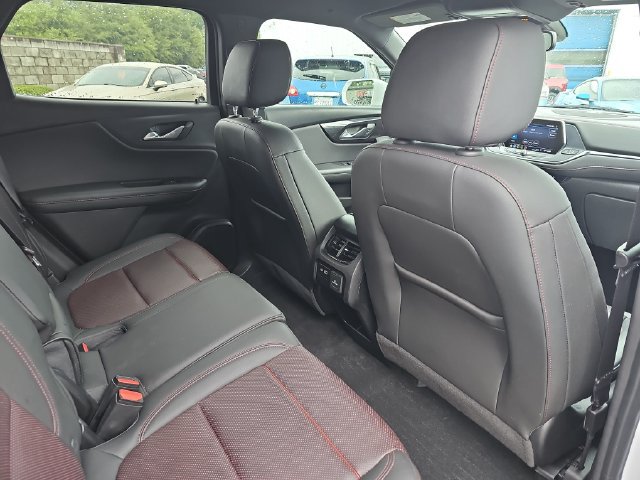 Used 2019 Chevrolet Blazer RS w/ LPO, Floor Liner Package FWD image 11