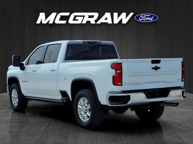 Used 2024 Chevrolet Silverado 2500 LTZ w/ LTZ Premium Package image 3