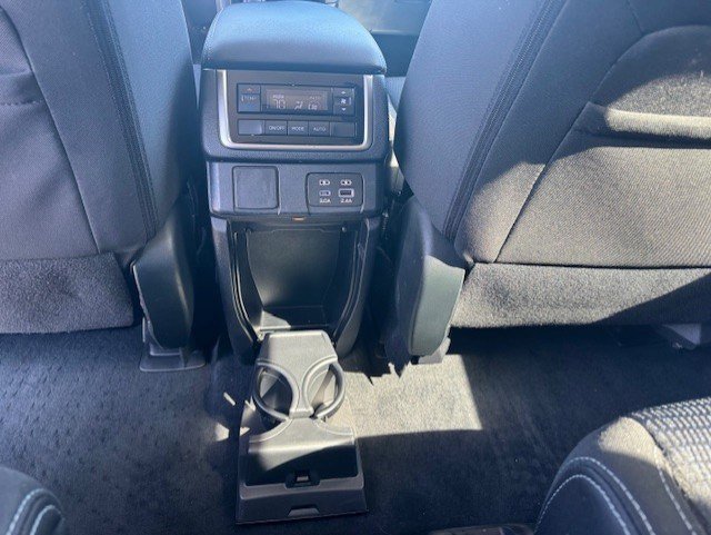 Used 2023 Subaru Ascent Premium w/ Convenience Package image 24