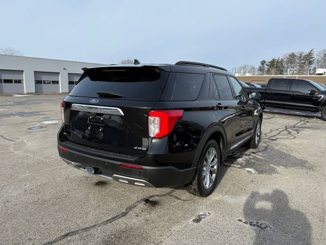 Certified 2022 Ford Explorer XLT w/ Equipment Group 202A image 6