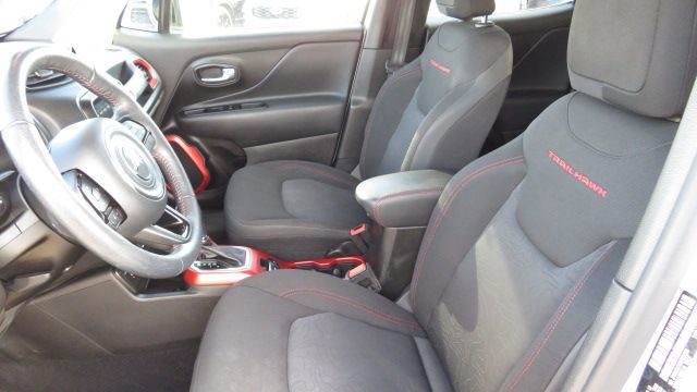 Used 2022 Jeep Renegade Trailhawk image 10