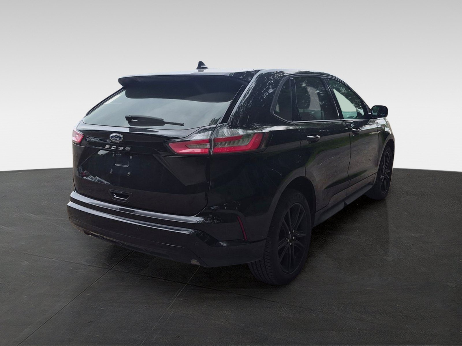 Certified 2024 Ford Edge ST-Line AWD/4WD image 6
