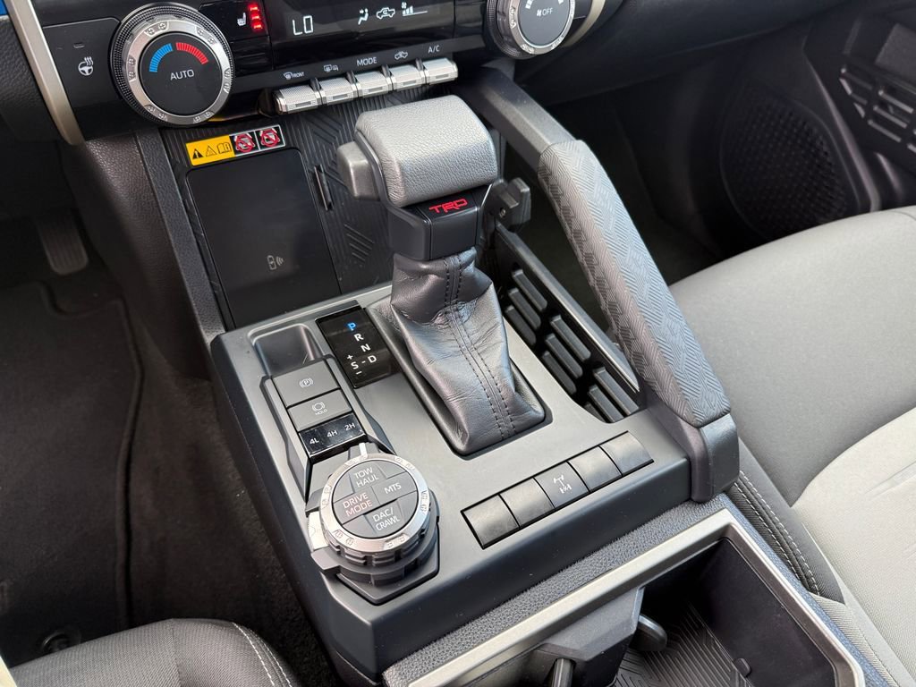 Used 2024 Toyota Tacoma TRD Off-Road AWD/4WD image 15
