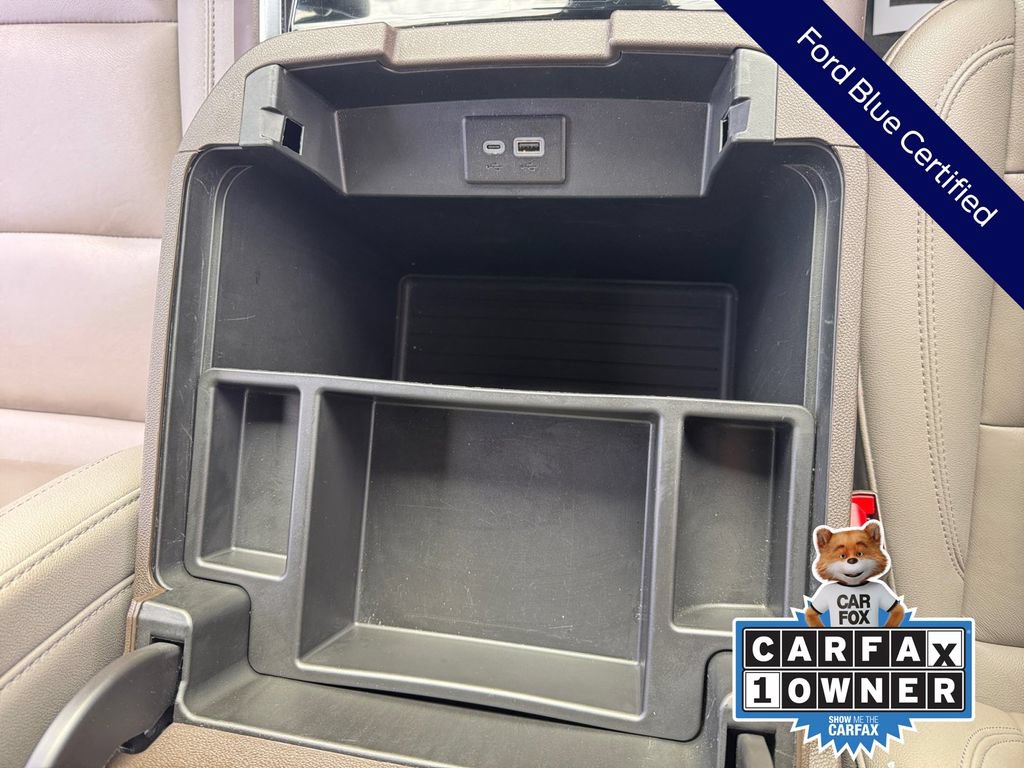 Used 2025 Chevrolet Suburban LT RWD image 24
