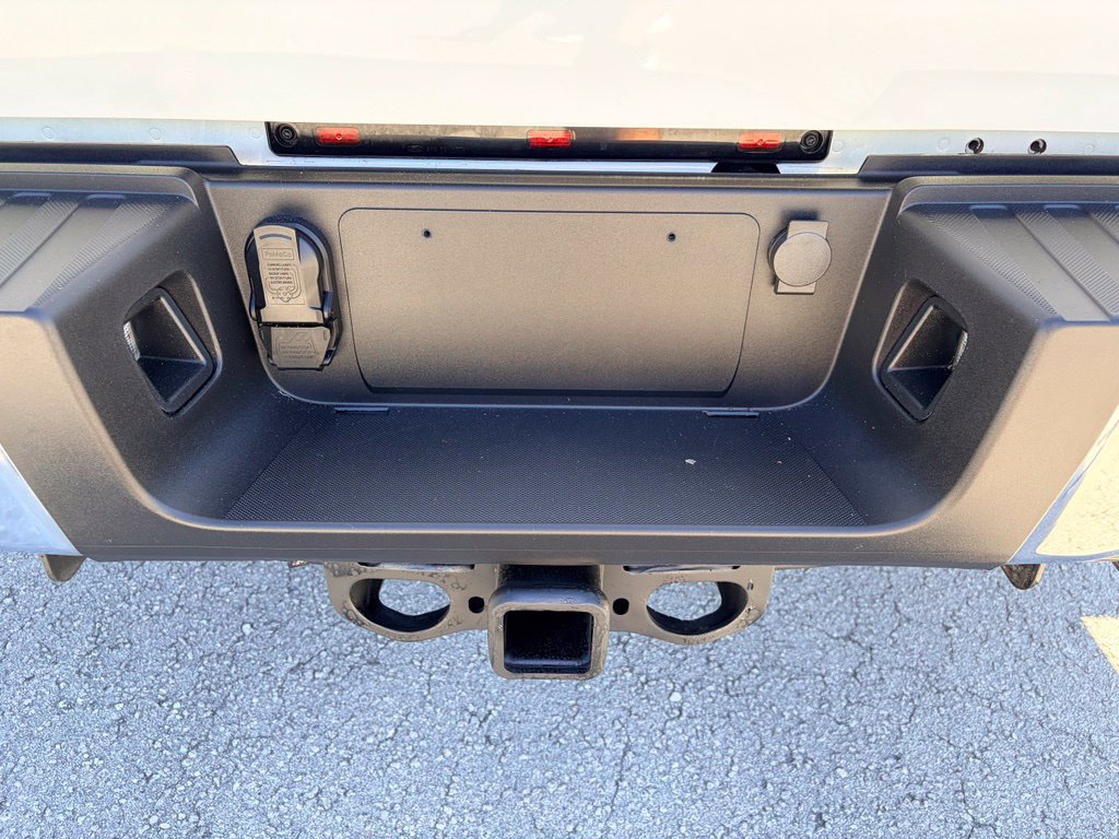Certified 2025 Ford F350 XLT AWD/4WD image 28