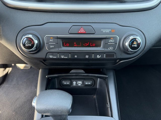 Used 2019 Kia Sorento LX image 17