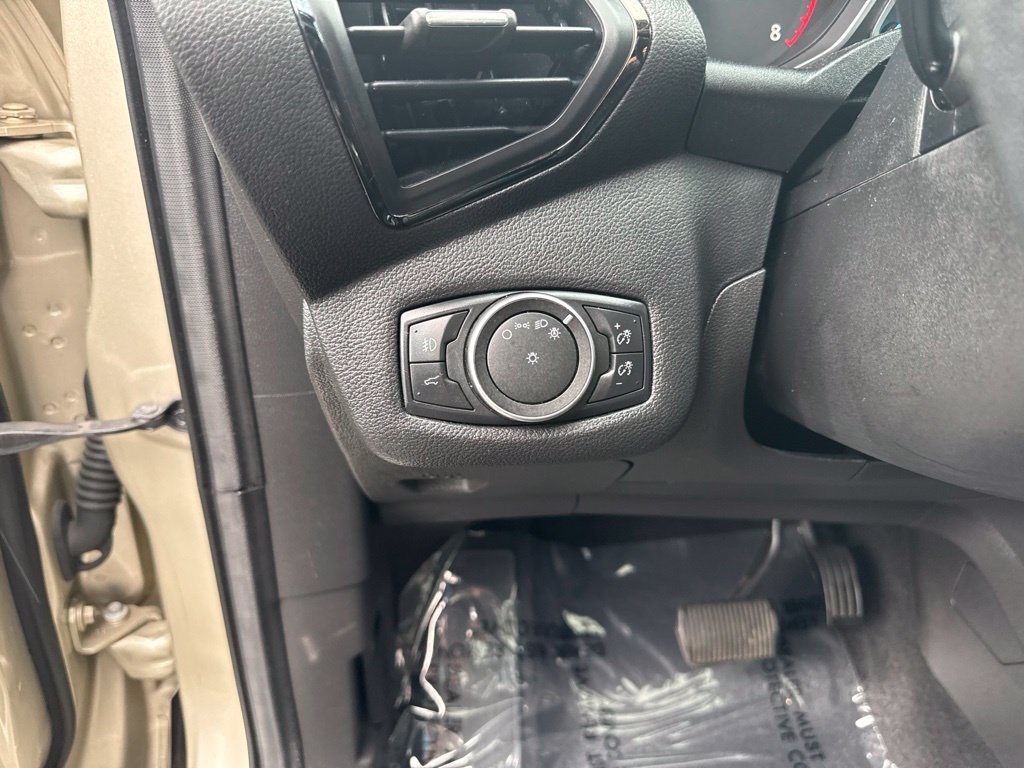 Certified 2017 Ford Escape Titanium AWD/4WD image 19