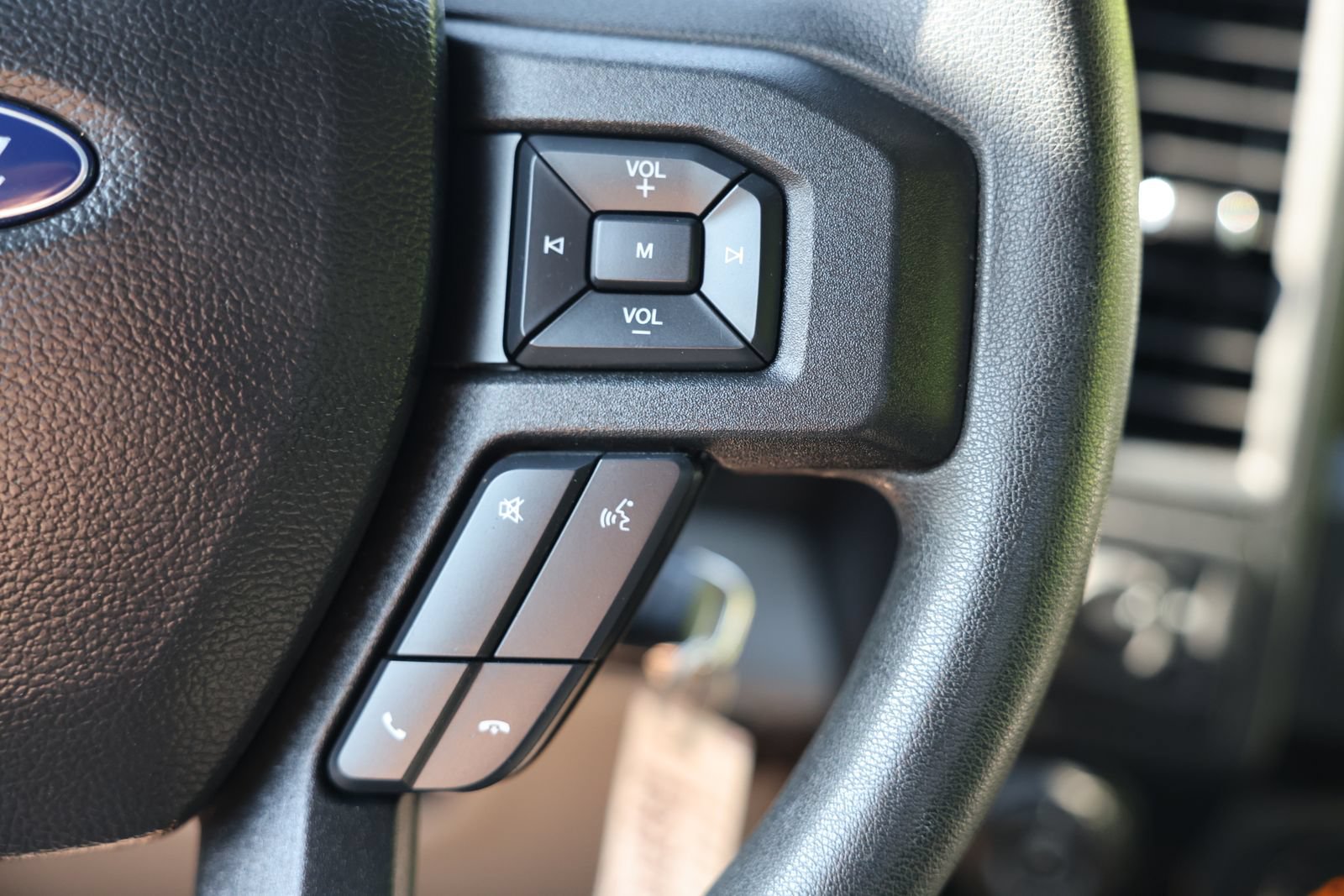 Certified 2019 Ford F150 XL w/ Equipment Group 101A Mid AWD/4WD image 10