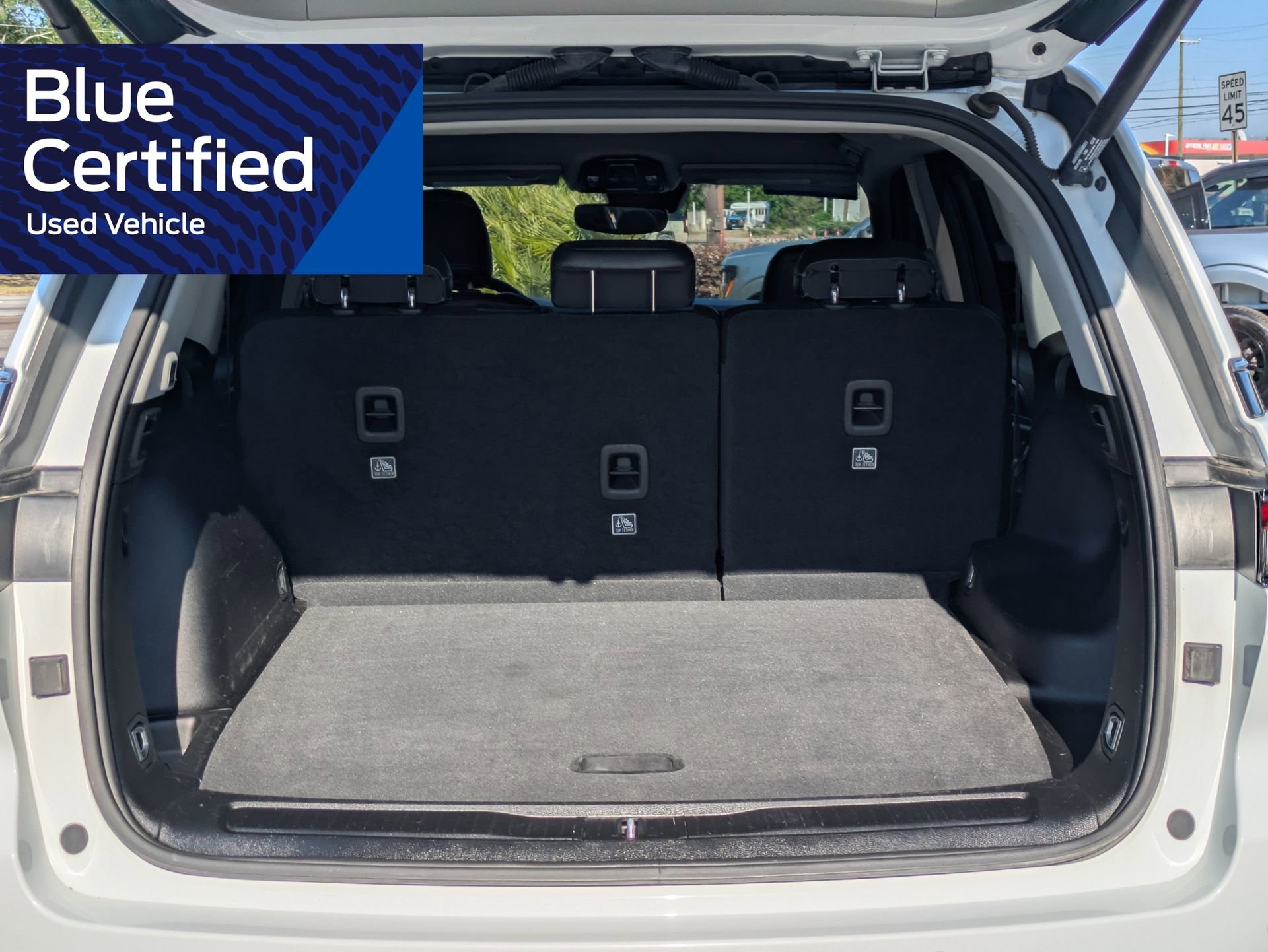 Used 2023 Jeep Grand Cherokee Limited AWD/4WD image 16