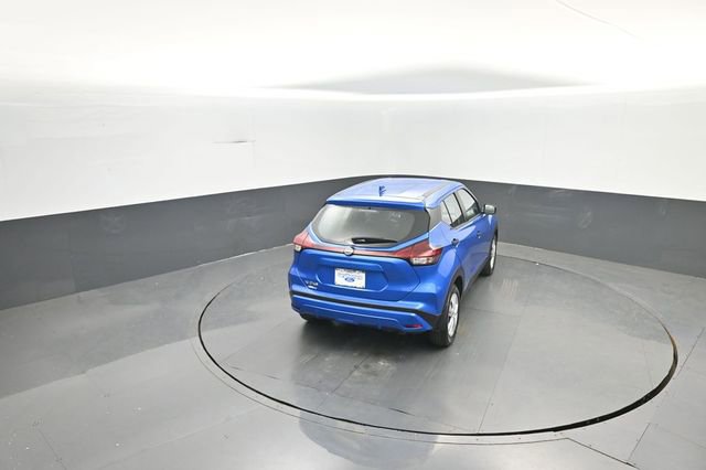 Used 2023 Nissan Kicks S FWD image 30