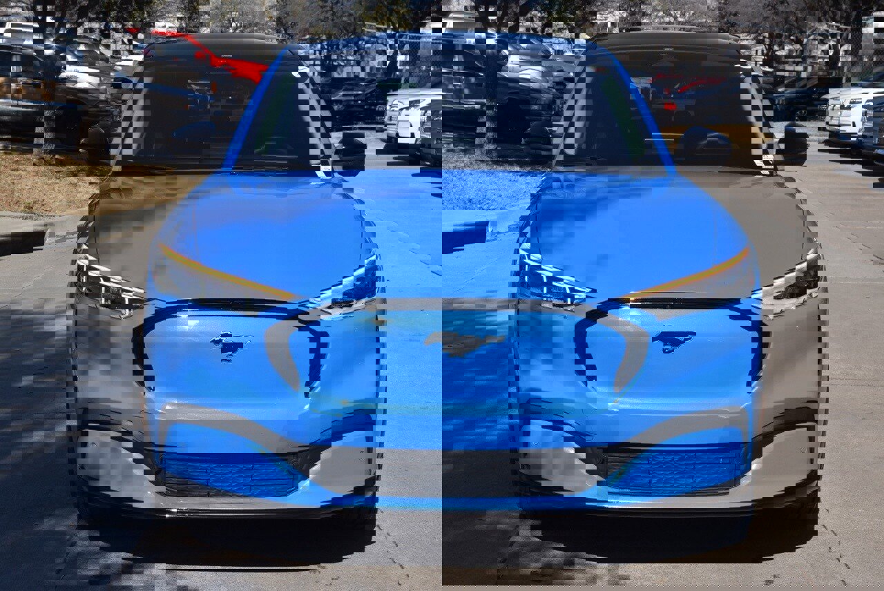 Certified 2023 Ford Mustang Mach-E Premium image 3