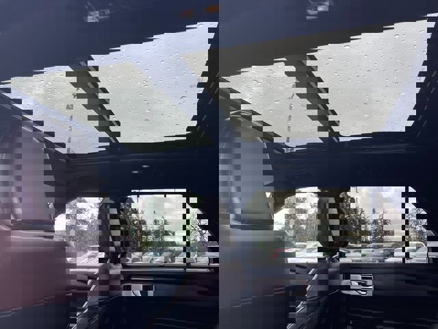 Certified 2021 Ford Explorer Platinum w/ Equipment Group 601A image 29