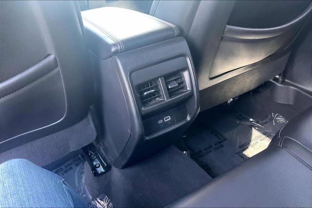 Used 2021 Cadillac XT4 Sport FWD image 32