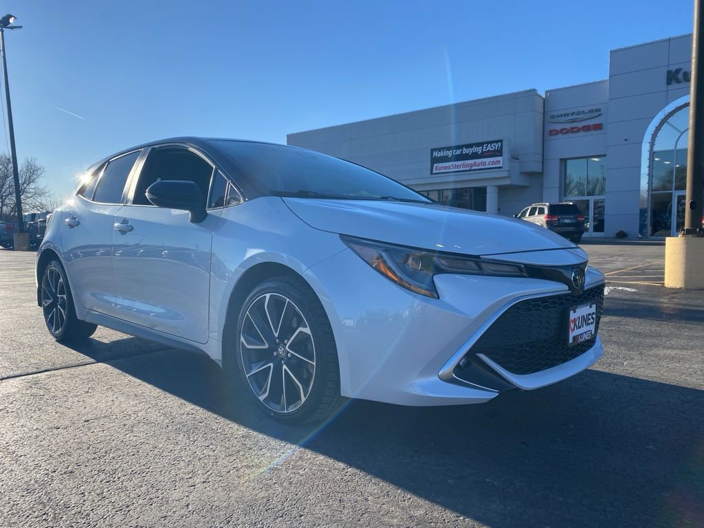 Used 2022 Toyota Corolla XSE image 2