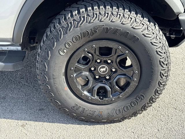 Certified 2024 Ford Bronco Wildtrak AWD/4WD image 9