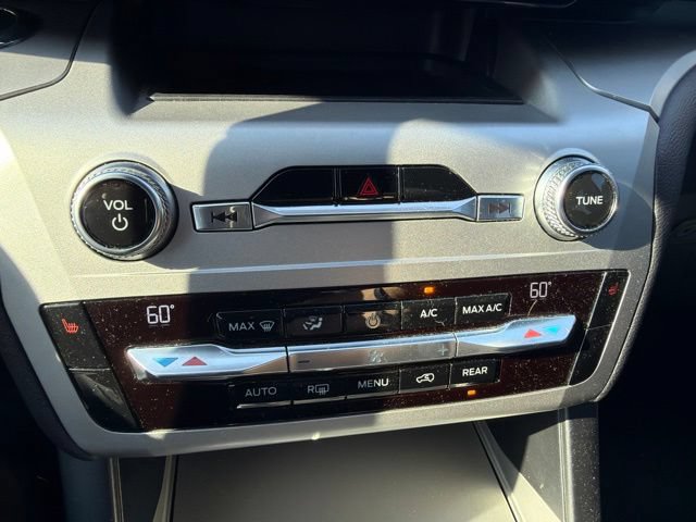 Certified 2021 Ford Explorer XLT RWD image 10