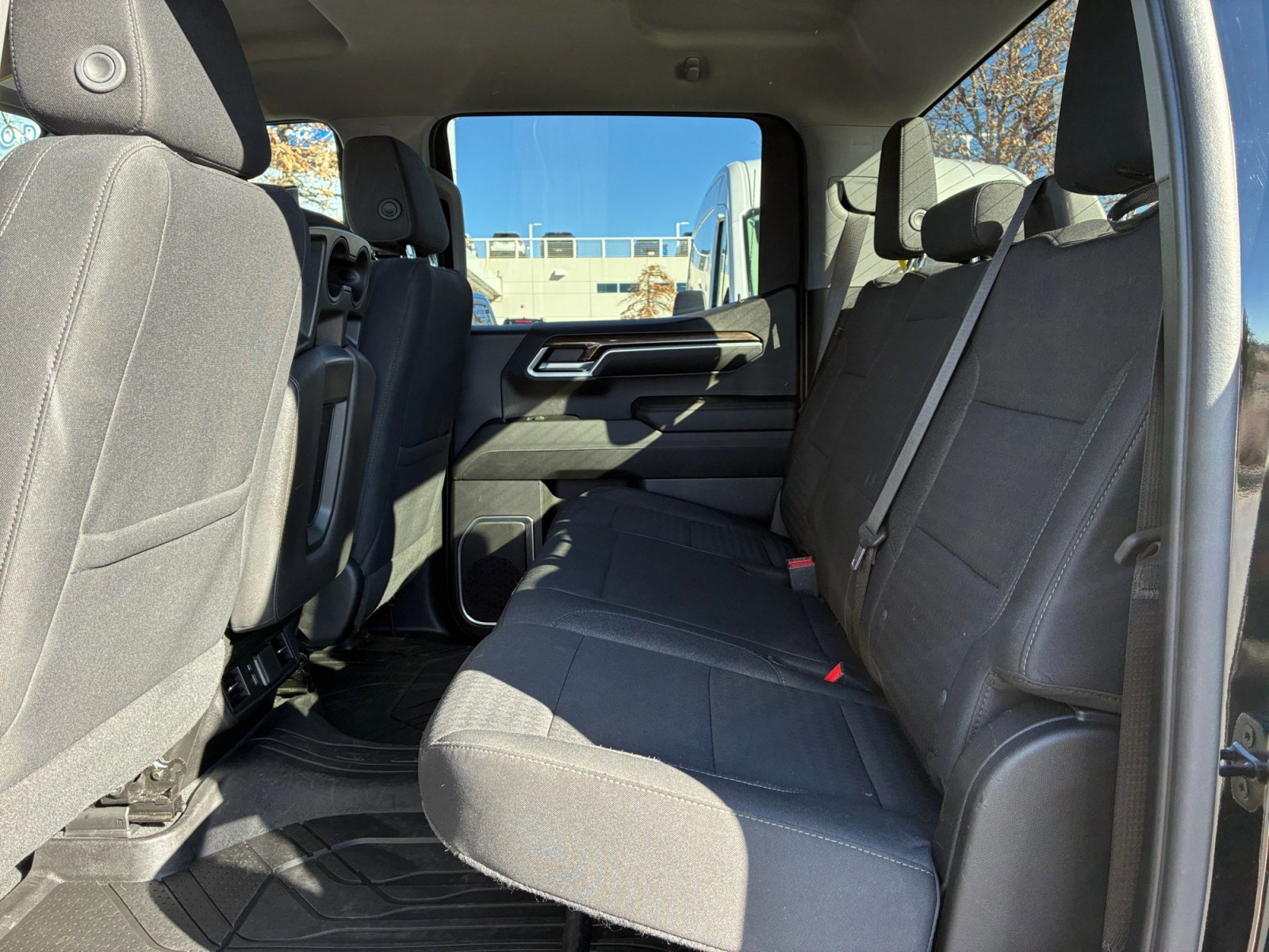 Used 2022 Chevrolet Silverado 1500 LT image 17