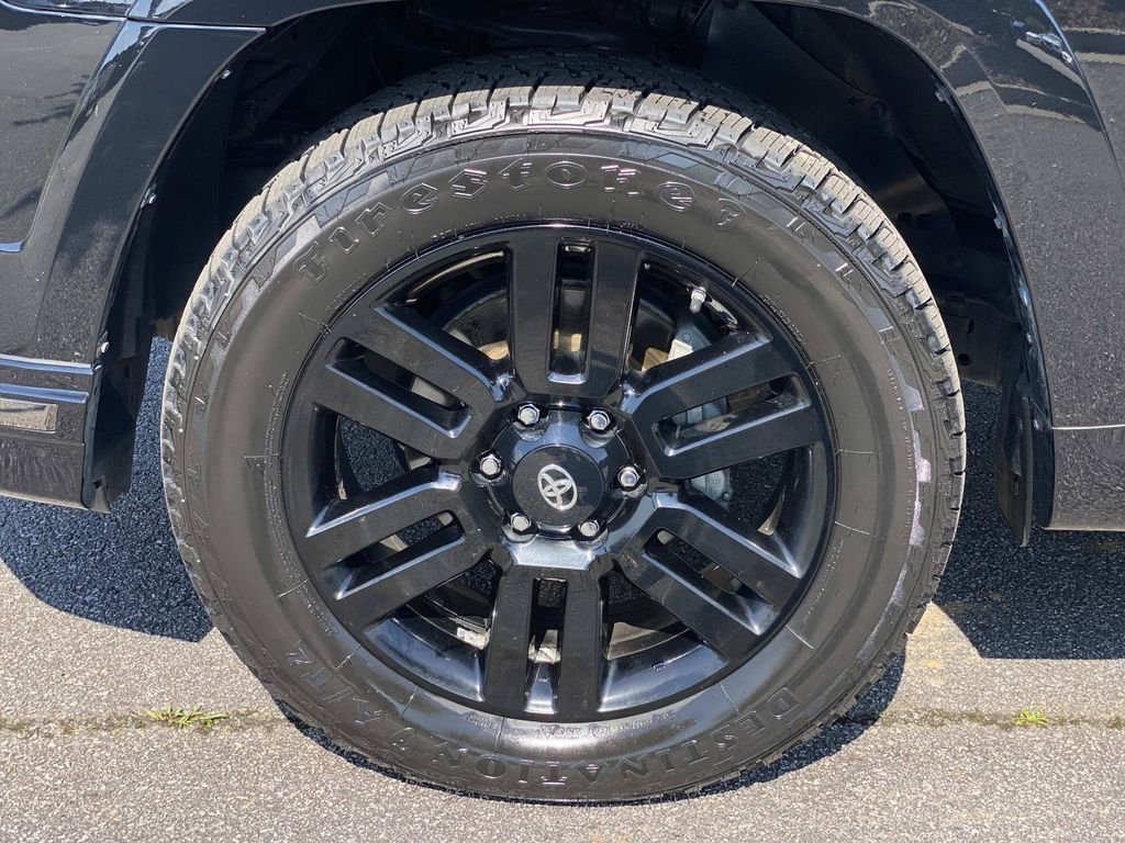 Used 2019 Toyota 4Runner Limited AWD/4WD image 11