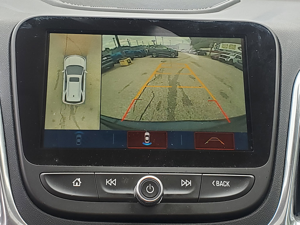 Used 2018 Chevrolet Equinox Premier AWD/4WD image 9