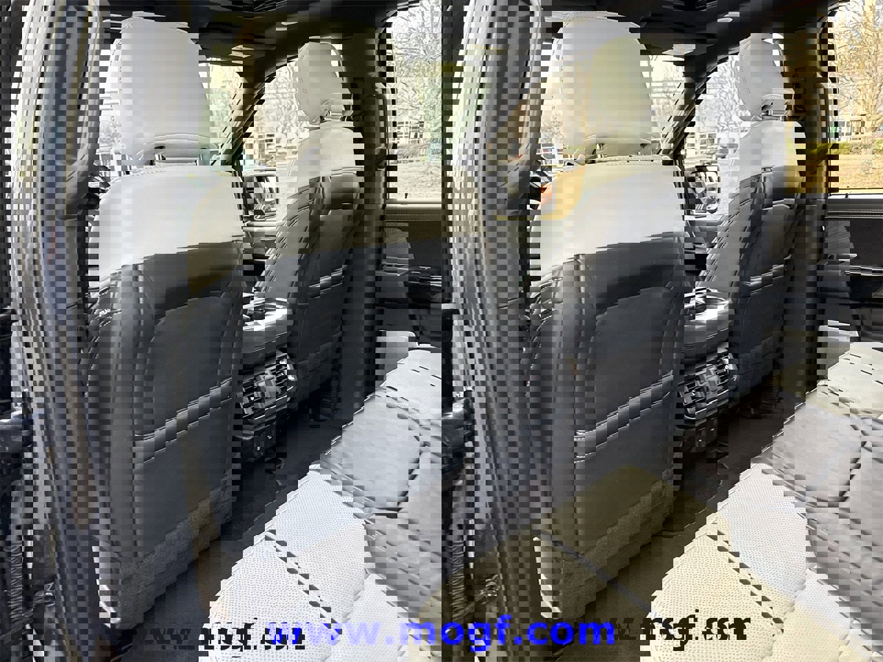 Certified 2022 Ford F150 Lightning Platinum image 35