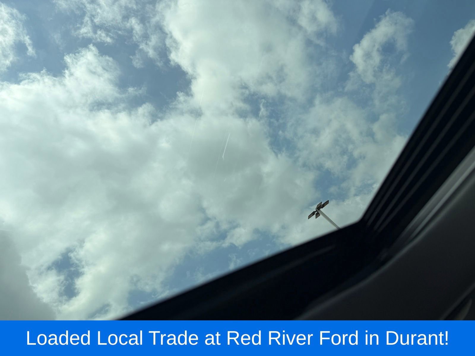 Used 2024 Chevrolet Silverado 1500 LT Trail Boss w/ LT Trail Boss Premium Package AWD/4WD image 17