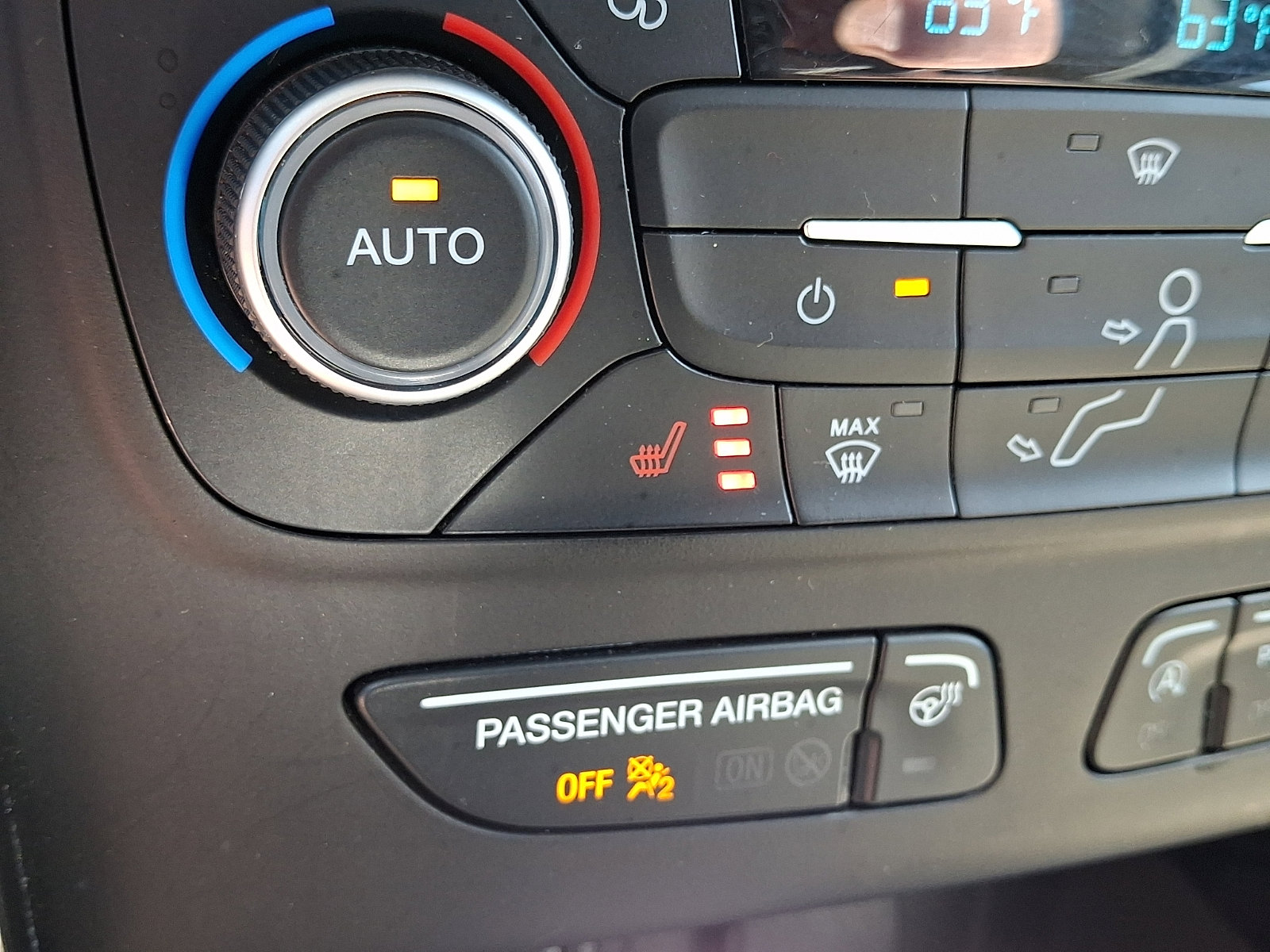 Certified 2019 Ford Escape Titanium AWD/4WD image 26