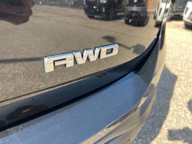 Used 2020 GMC Terrain SLE w/ Driver Convenience Package image 25