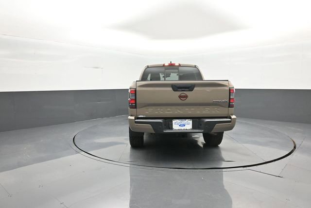 Used 2022 Nissan Frontier PRO-4X AWD/4WD image 6