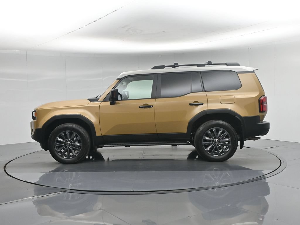 Used 2025 Toyota Land Cruiser w/ Premium Package AWD/4WD image 32