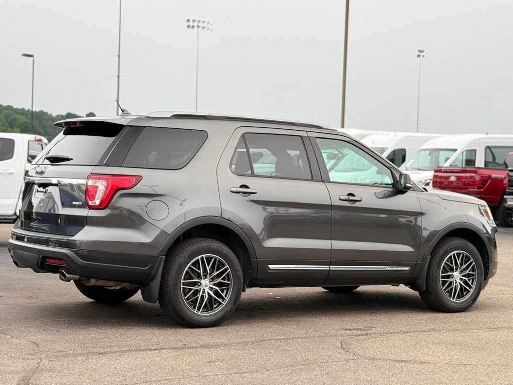 Certified 2019 Ford Explorer XLT AWD/4WD image 34