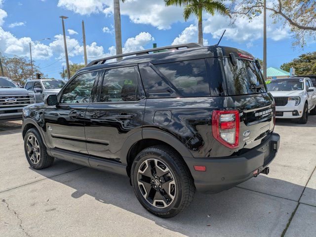 Certified 2023 Ford Bronco Sport Outer Banks w/ Tech Package image 2