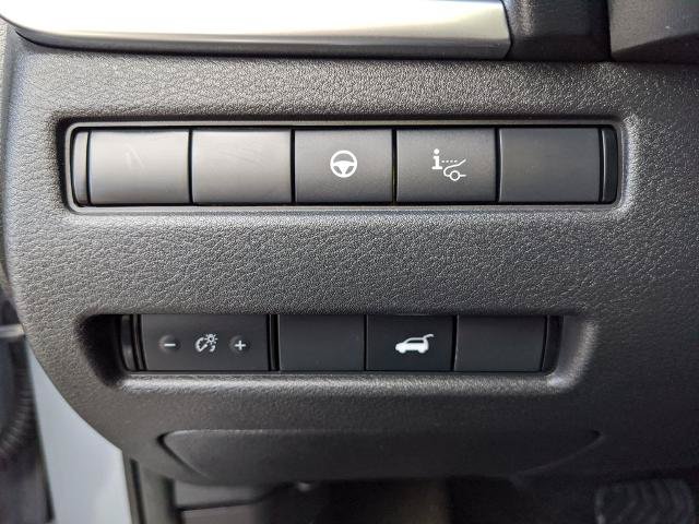 Used 2021 Nissan Rogue Platinum FWD image 14