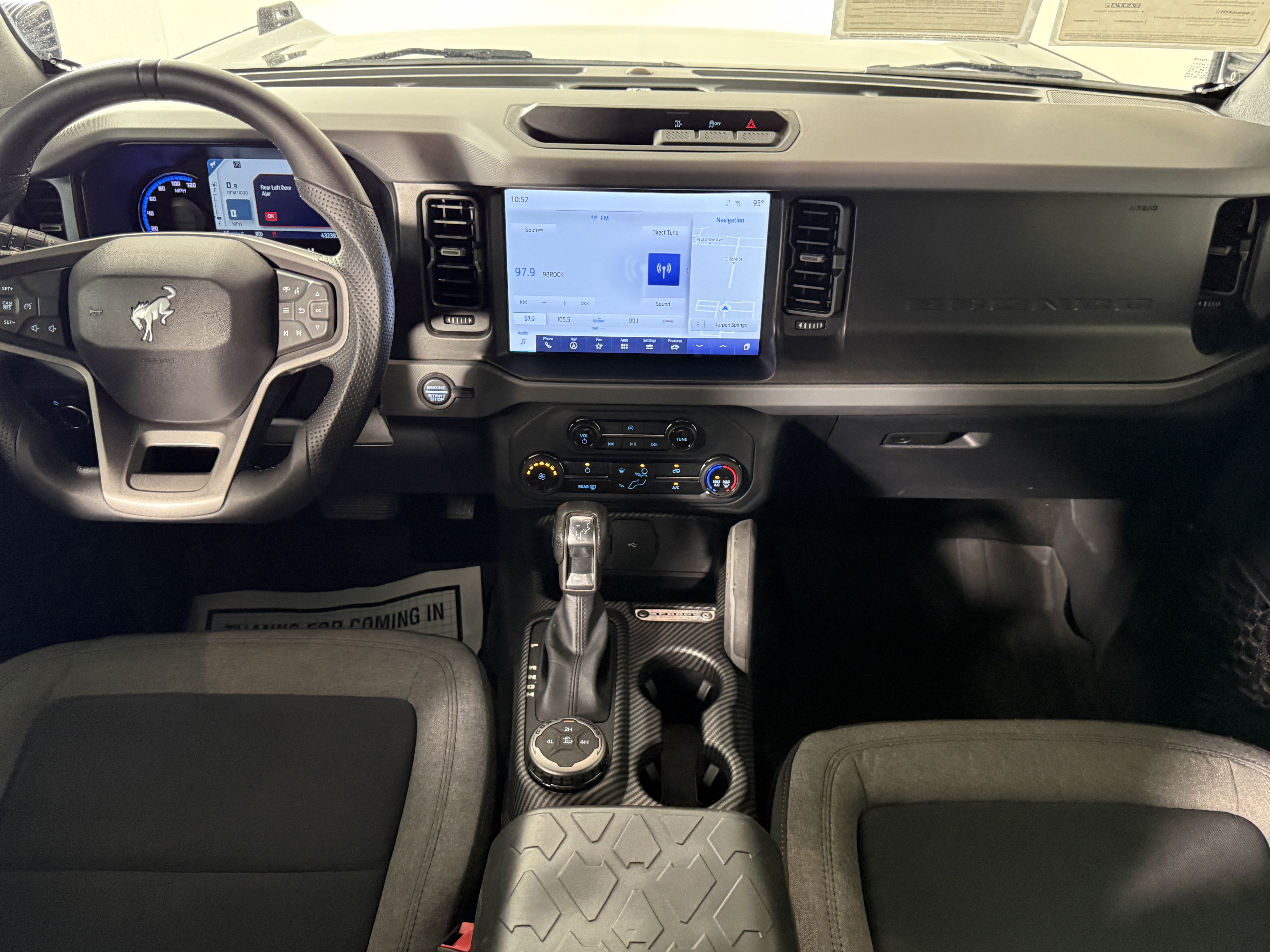 Certified 2023 Ford Bronco 4-Door AWD/4WD image 9