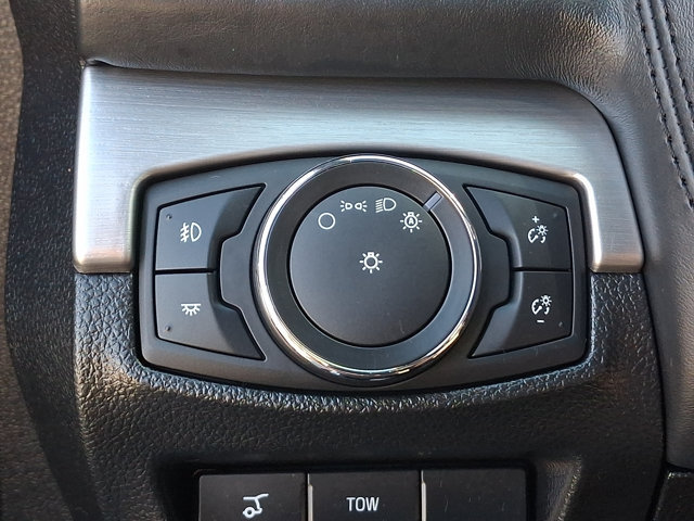Certified 2017 Ford Explorer Platinum AWD/4WD image 33